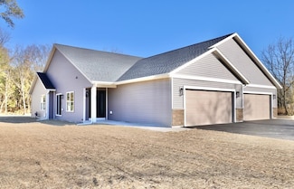 2243 Haborn Dr, Beloit, WI 53511