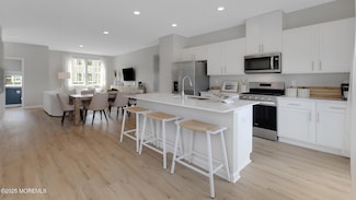 24 Bay Breeze Dr, Waretown, NJ 08758
