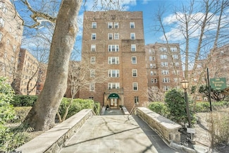 280 Bronxville Rd Unit 9B, Bronxville, NY 10708