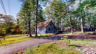 125 Claudine Ln, Dingmans Ferry, PA 18328