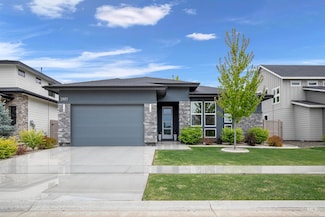2883 E Mores Trail Dr, Meridian, ID 83642