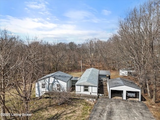 255 Brady Ln, Brandenburg, KY 40108