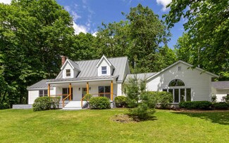 207 Lower Old Town Trail, Charlotte, VT 05445