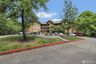 1000 Cabin Creek Ln SW Unit C203, Issaquah, WA 98027