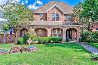 1711 Llano St, Port Neches, TX 77651