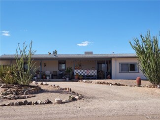 995 Silver Creek Dr, Meadview, AZ 86444