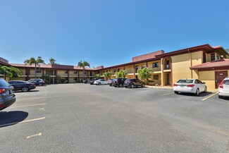 10190 Imperial Point Dr W Unit 12, Largo, FL 33774