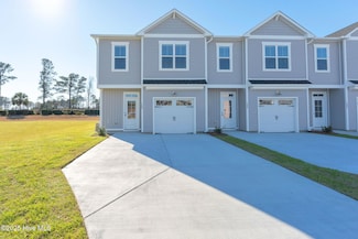 126 Jansen Ln, Winnabow, NC 28479