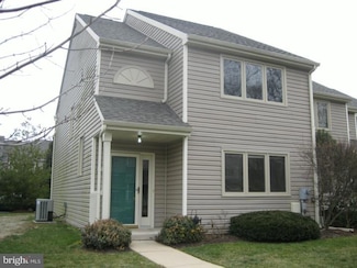 76 Yellowwood Dr, Downingtown, PA 19335
