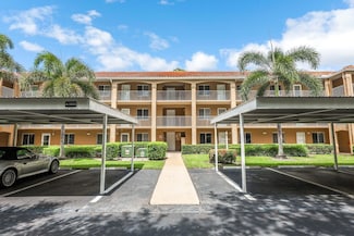 5955 Bloomfield Cir Unit 305, Naples, FL 34112