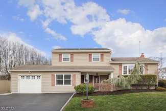14 David Dr, Edison, NJ 08820