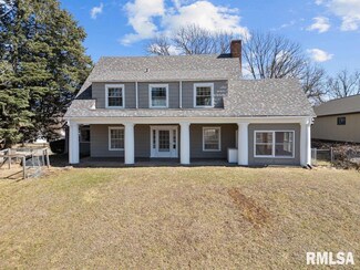 1212 34th Avenue Ct, Rock Island, IL 61201