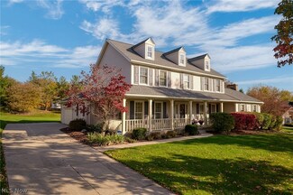 7525 Lakedge Ct, Hudson, OH 44236