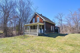 129 Mechanic St, Holliston, MA 01746
