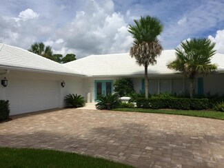 505 S Country Club Dr, Lake Worth, FL 33462
