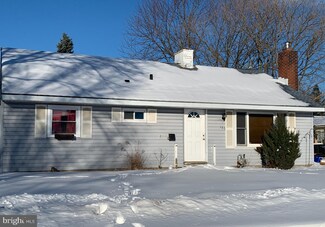 165 Bedford Rd, Fairless Hills, PA 19030