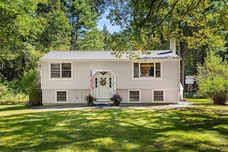 37 Baboosic Lake Rd, Amherst, NH 03031