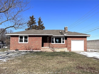 1068 El Paso Ln, East Alton, IL 62024