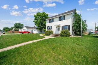1702 1st Ave, Mankato, MN 56001