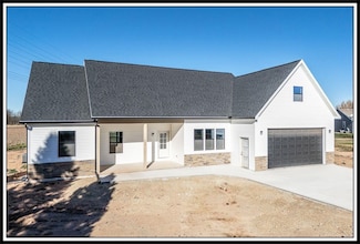 535 Pheasant Dr, New London, WI 54961