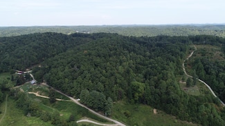 1208 Huckleberry Fork Rd, Manchester, KY 40962