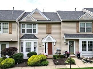 1366 Meadowbrook Dr, Canonsburg, PA 15317