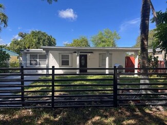 1787 NE 179th St, North Miami Beach, FL 33162