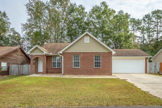 4212 Red Oak Dr, Tallahassee, FL 32311