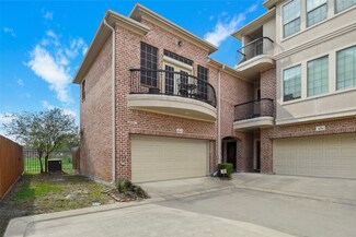8029 Durango Way Dr, Houston, TX 77040