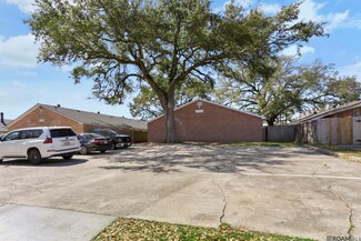6134 Parkforest Dr, Baton Rouge, LA 70816