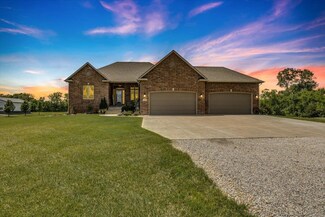 5365 N Stone Post St, Benton, KS 67017