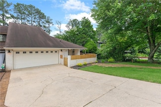 230 Halah Cir NE, Atlanta, GA 30328