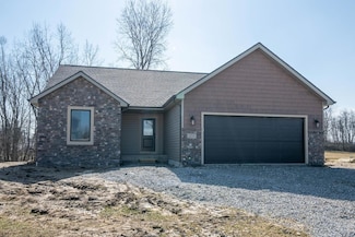 201 Orchard Valley Dr, Avilla, IN 46710