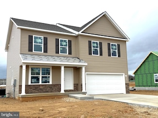 127 Santiago Cir, Martinsburg, WV 25403