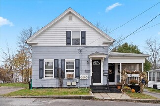 51 Willow St, Coventry, RI 02816