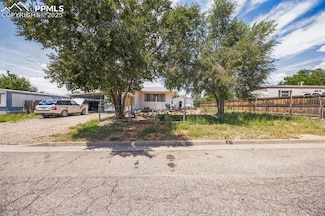 813 Robbie Ln, Cañon City, CO 81212