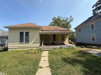 533 N Main St, Centerville, IA 52544