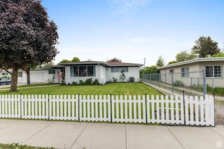 131 N 100 W, Hyrum, UT 84319
