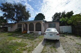 6840 SW 5th St, Miami, FL 33144