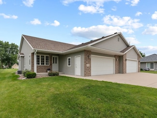 115 Aurora Ln, Fond Du Lac, WI 54935