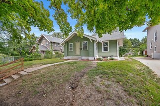 2415 E 12th St, Des Moines, IA 50316