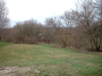 917 Lake Summerset Rd, Davis, IL 61019
