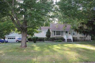 343 E Camp Rd, Germantown, NY 12526