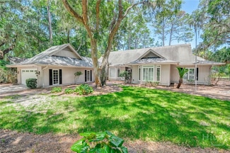 4 Hedgewood Ln, Savannah, GA 31411