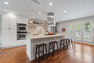 5911 W Gate Blvd, Austin, TX 78745