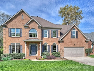213 Walnut Point Dr, Matthews, NC 28105