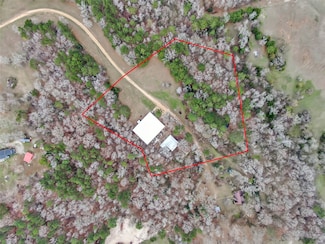 480 Bowling Rd, Oakhurst, TX 77364