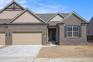 710 W Spaniel Dr, Ann Arbor, MI 48108