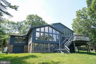 62 Duck Cove Rd, Oakland, MD 21550