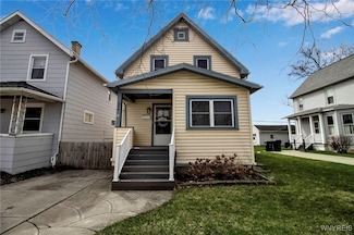 264 W Hazeltine Ave, Buffalo, NY 14217